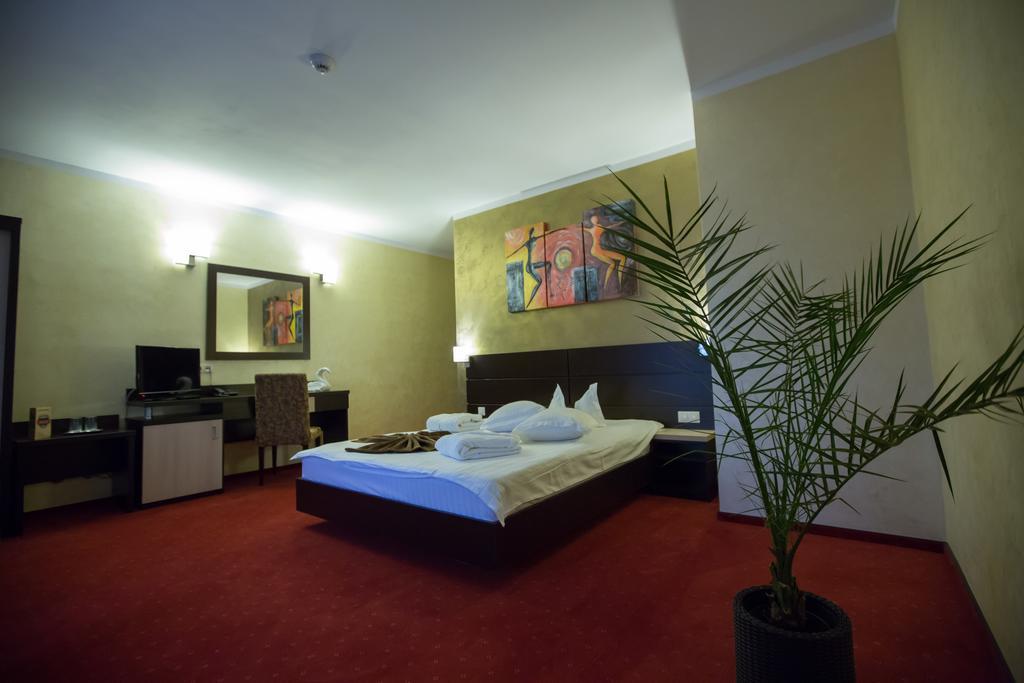 Hotel Meliss Craiova Cameră foto