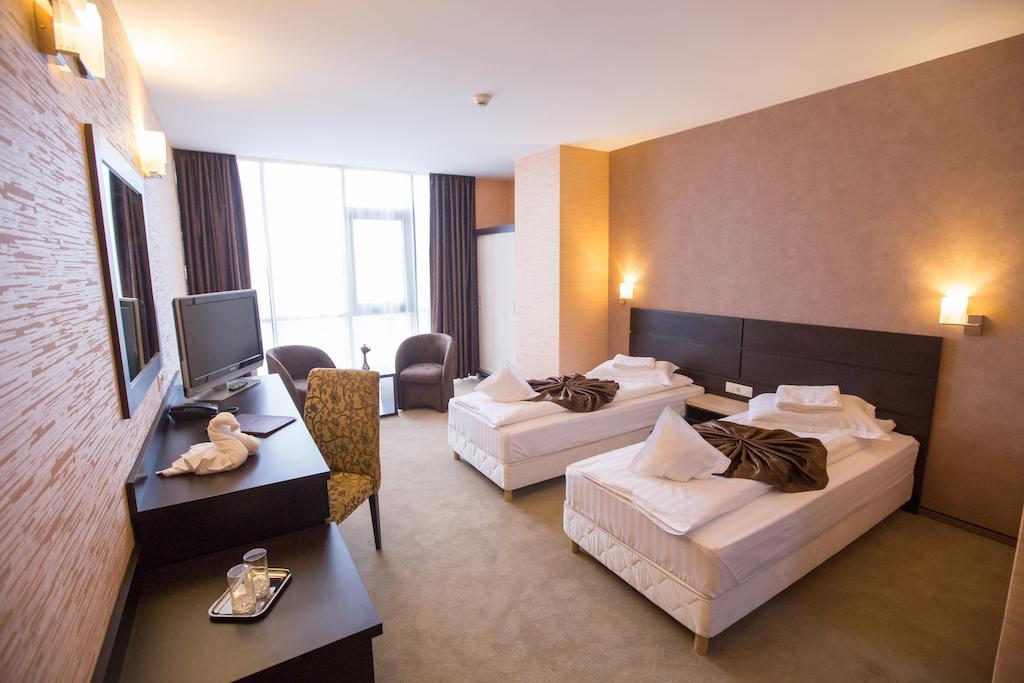 Hotel Meliss Craiova Cameră foto