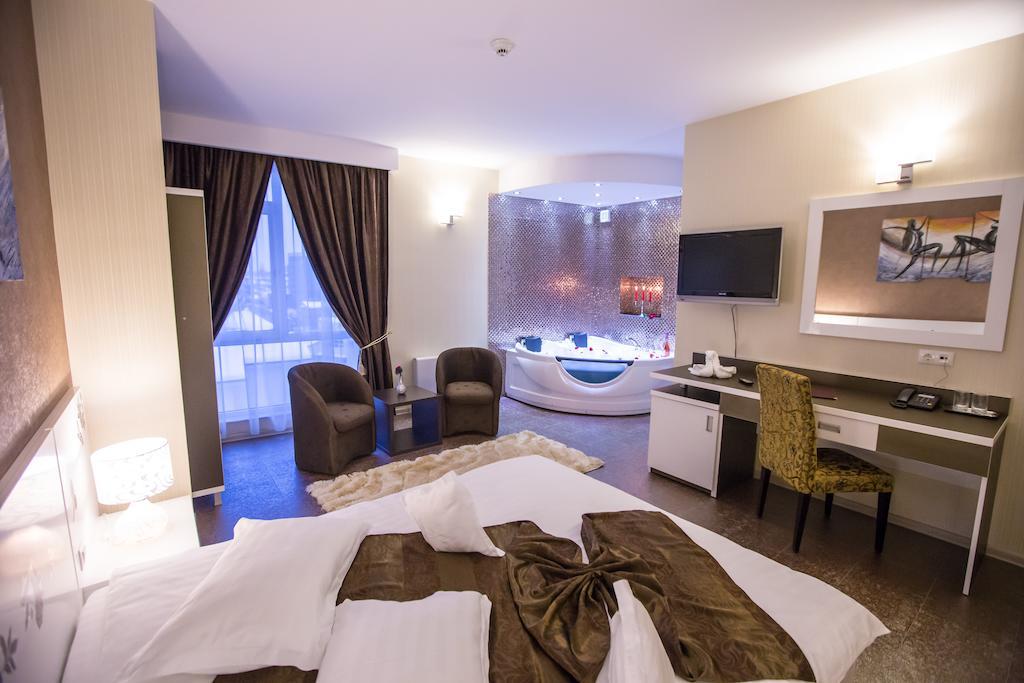 Hotel Meliss Craiova Cameră foto