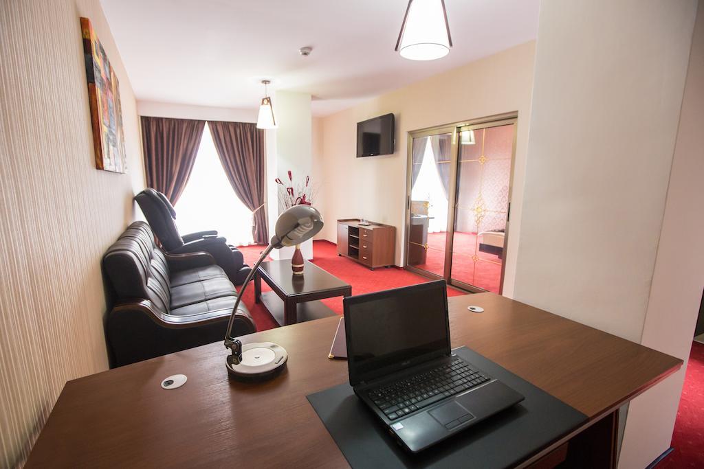 Hotel Meliss Craiova Cameră foto